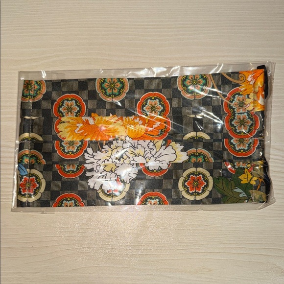 Colorful Patterned Face Masks Set - Picture 2 of 7